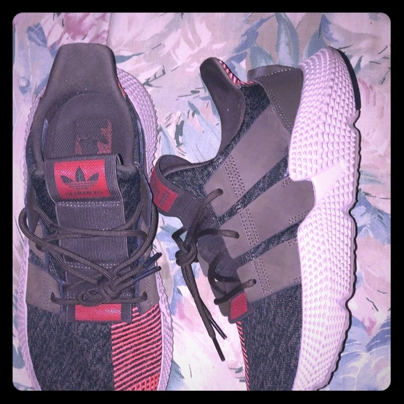 Adidas - Picture 1 of 1